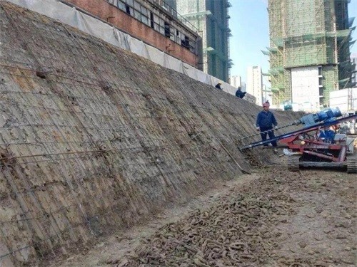 长子建筑边坡支护